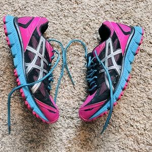 Asics Womens Gel Running Shoes in Size 8